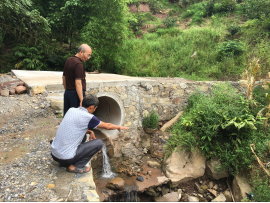 種植技術送下鄉(xiāng) 助力村民早脫貧