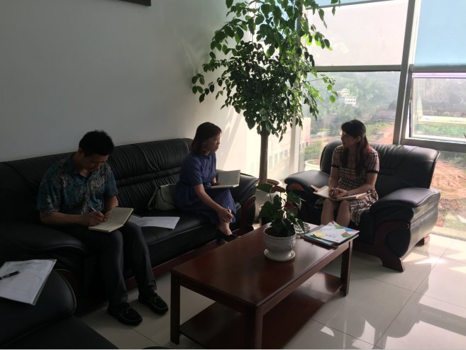 宜賓縣天泉供水公司開(kāi)展政風(fēng)行風(fēng)工作用戶(hù)走訪(fǎng)活動(dòng)