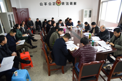 早謀劃、早部署、早行動，扎實做好2018年脫貧規(guī)劃工作