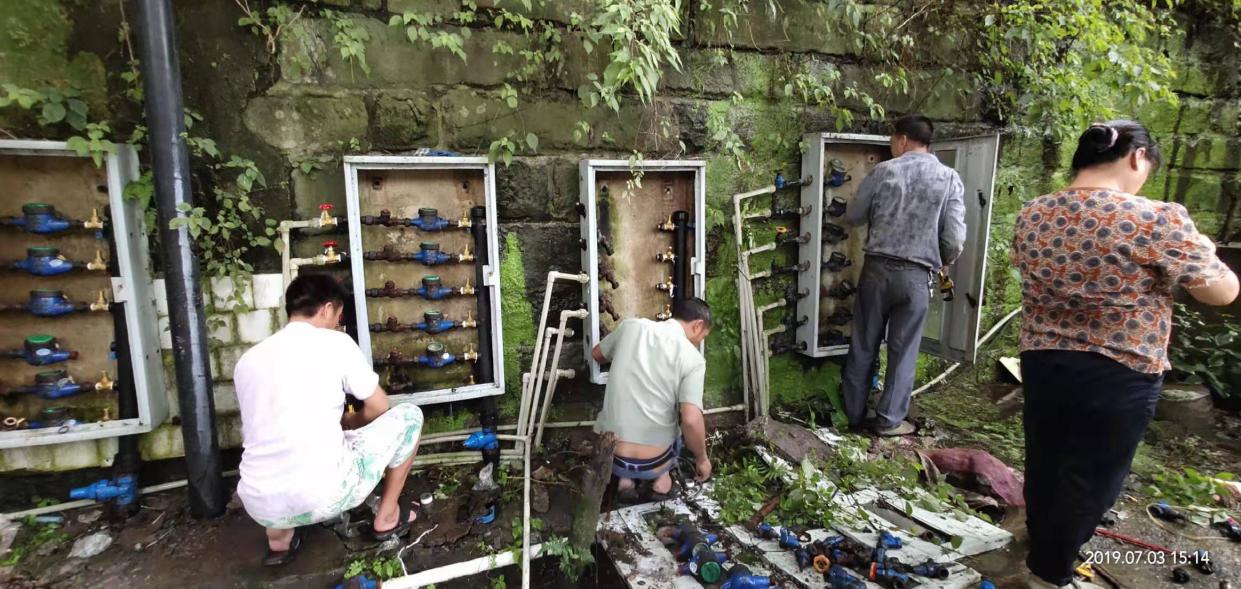 以實(shí)際行動(dòng)踐承諾  以優(yōu)質(zhì)服務(wù)保供水