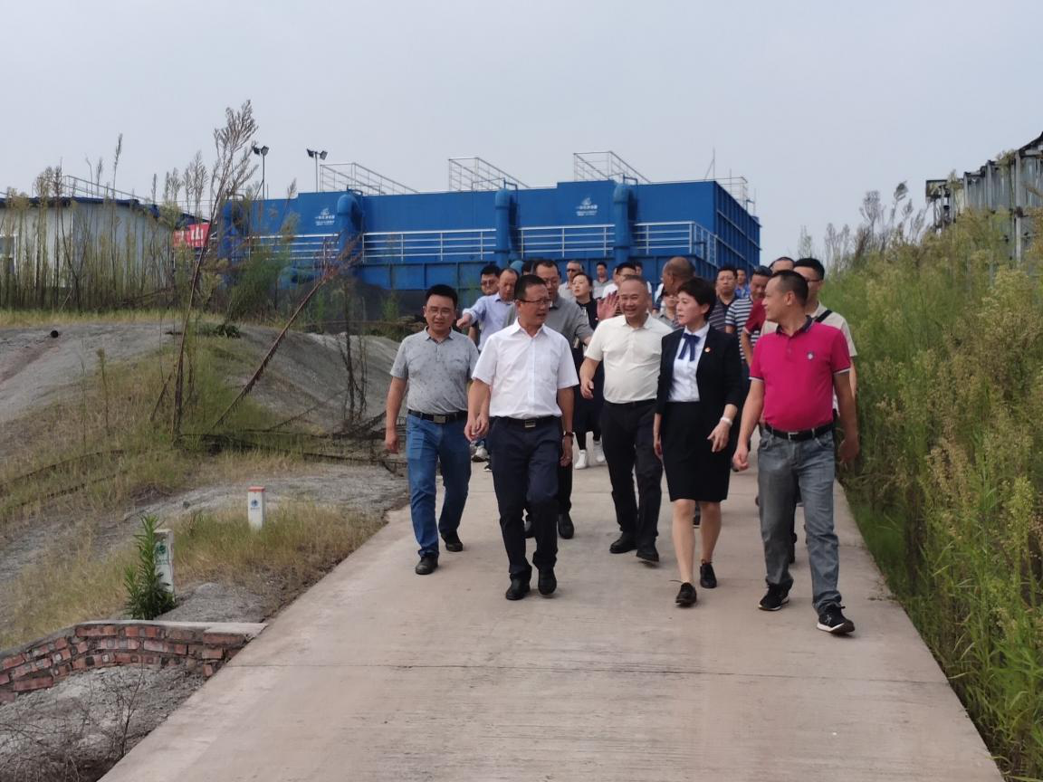 市委常委、統(tǒng)戰(zhàn)部部長李學(xué)焦帶隊檢查我司供水保障工作