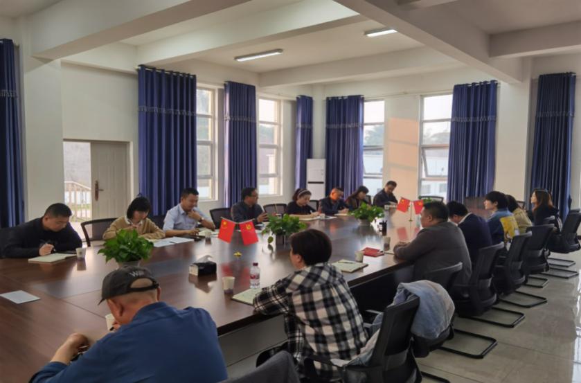 集團(tuán)公司二支部開展“重溫紅色記憶，牢記初心使命”主題黨日活動