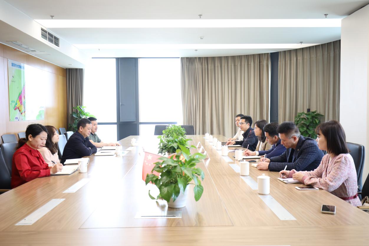 加強黨建工作學(xué)習(xí) 拓寬視野求取真經(jīng)