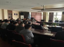 高舉防腐旗幟，弘揚(yáng)時(shí)代正氣