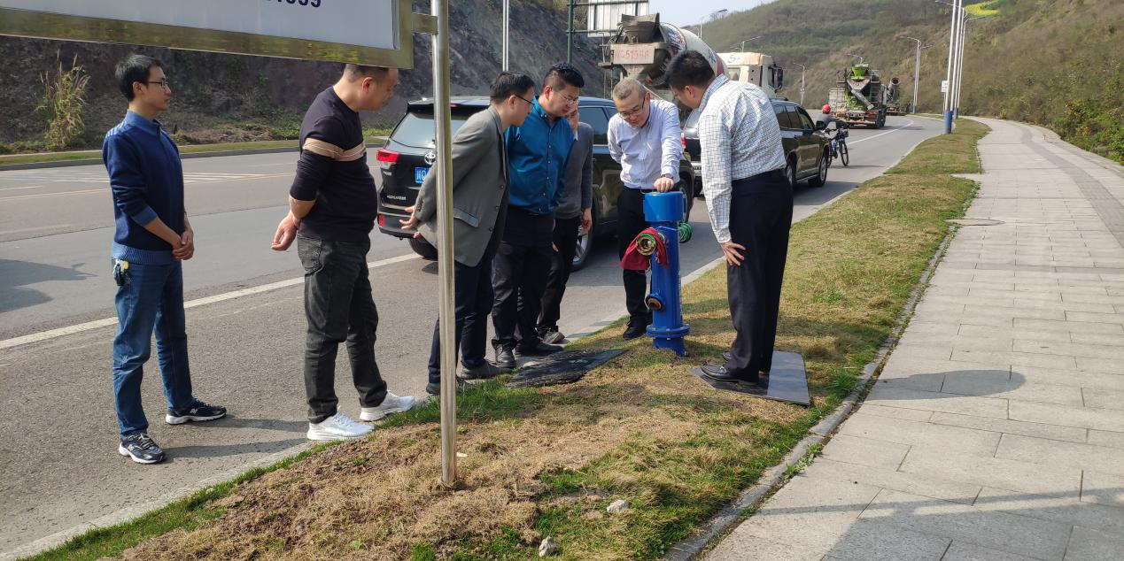 公服集團(tuán)黨委副書記、總經(jīng)理譚琦到我司調(diào)研