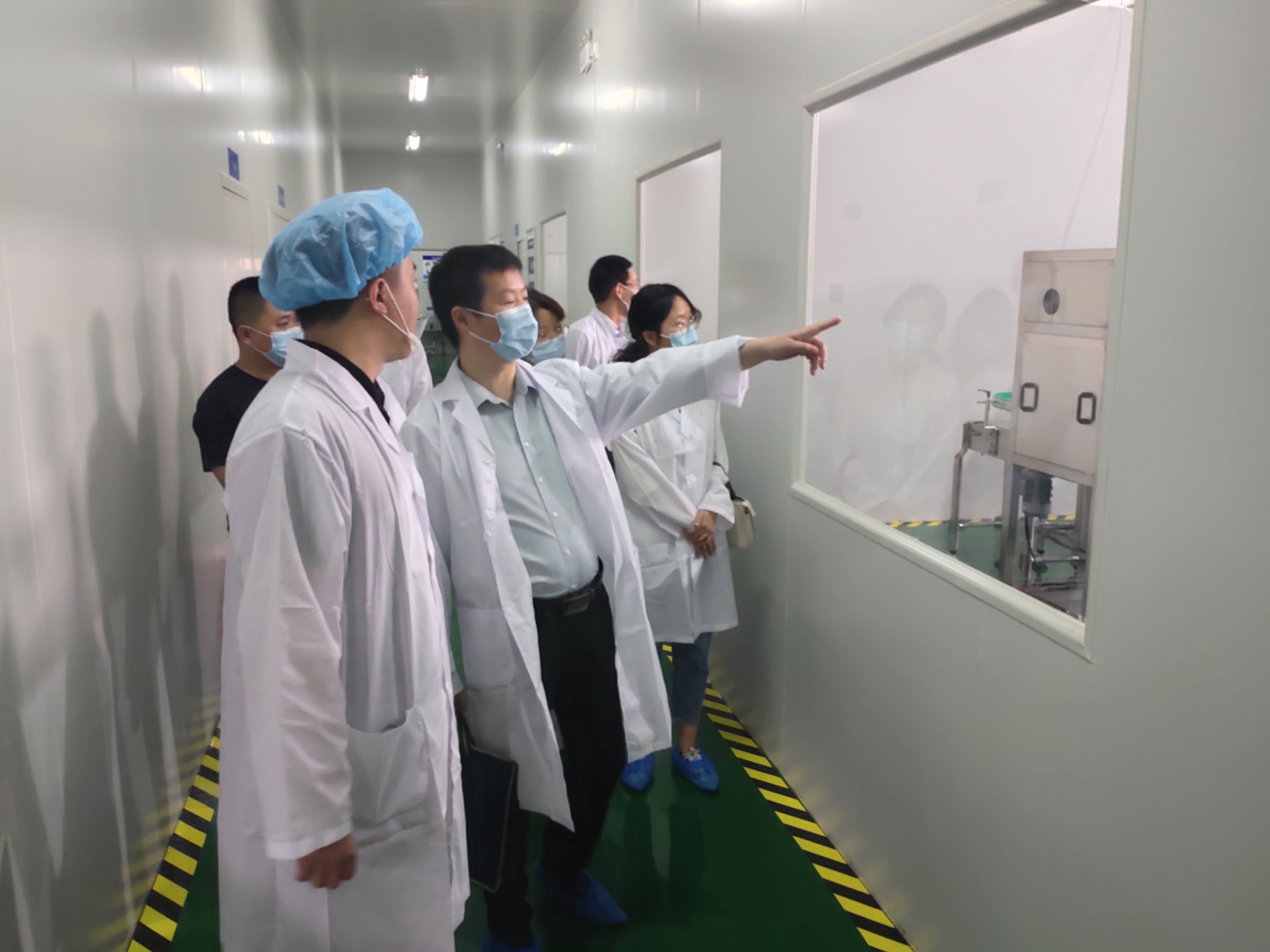 市公服集團黨委委員、監(jiān)事會主席周威帶隊調(diào)研清源水務(wù)公司