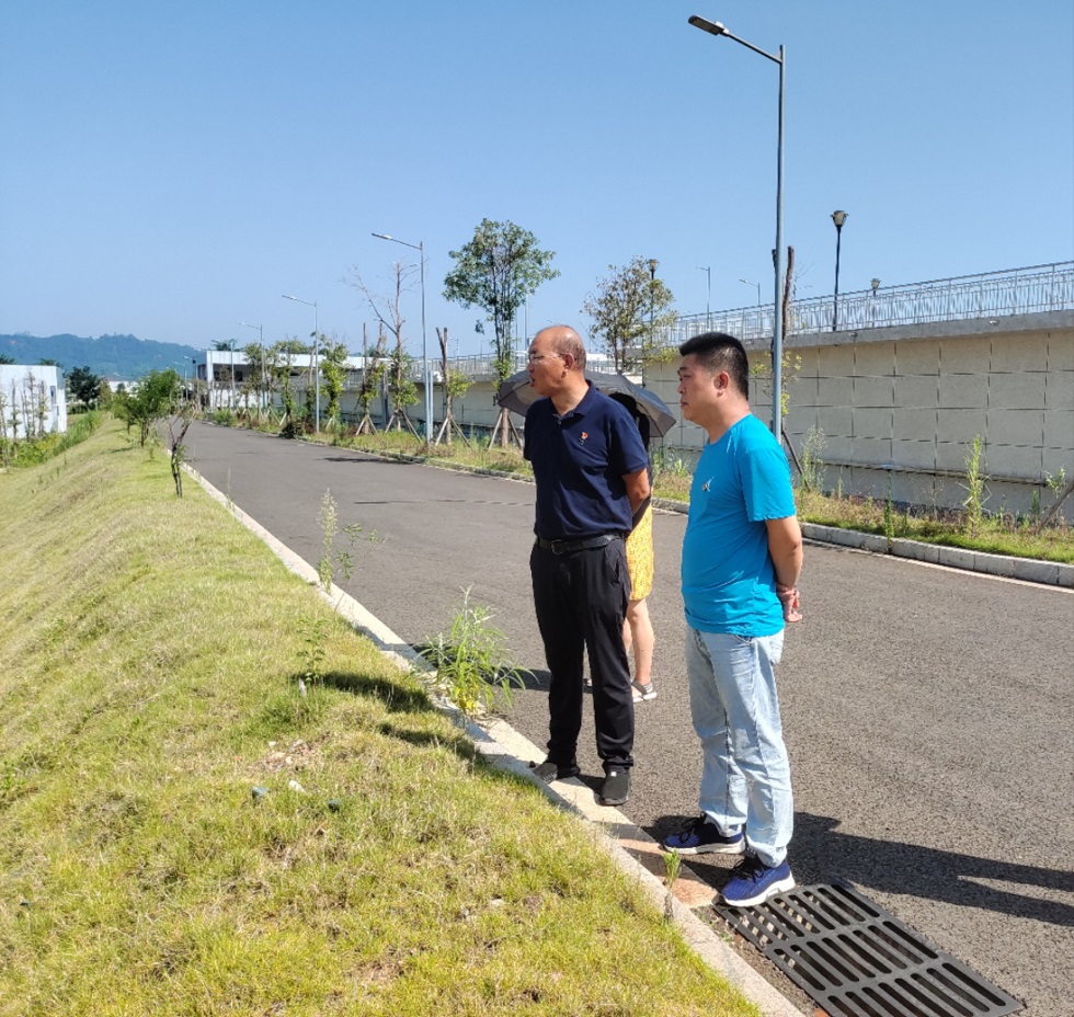 高溫指導(dǎo)水廠生產(chǎn)，心系一線干部職工 ——黨委副書記、工會(huì)主席任大慶到制水分公司開展夏季安全生產(chǎn)檢查