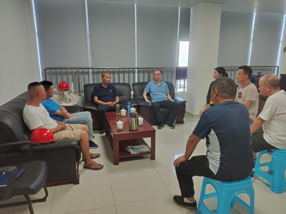 高溫指導(dǎo)水廠生產(chǎn)，心系一線干部職工 ——黨委副書記、工會(huì)主席任大慶到制水分公司開展夏季安全生產(chǎn)檢查