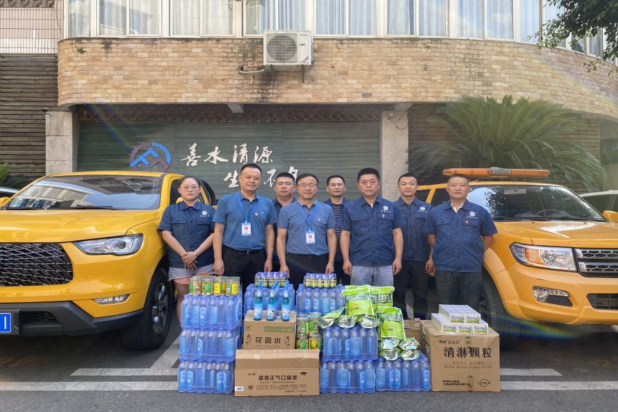 奮戰(zhàn)一線保供水，夏送清涼沁人心